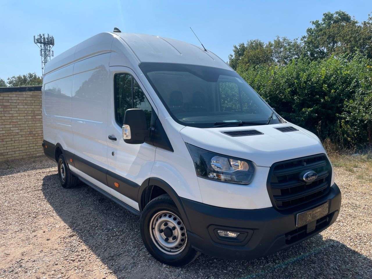 A 2023 FORD TRANSIT 2.0 350 EcoBlue Leader Panel Van 5dr Diesel Manual RWD L4 H3 Euro 6 (s/s) ( A 2023 FORD TRANSIT 2.0 350 EcoBlue Leader Panel Van 5dr Diesel Manual RWD L4 H3 Euro 6 (s/s) (