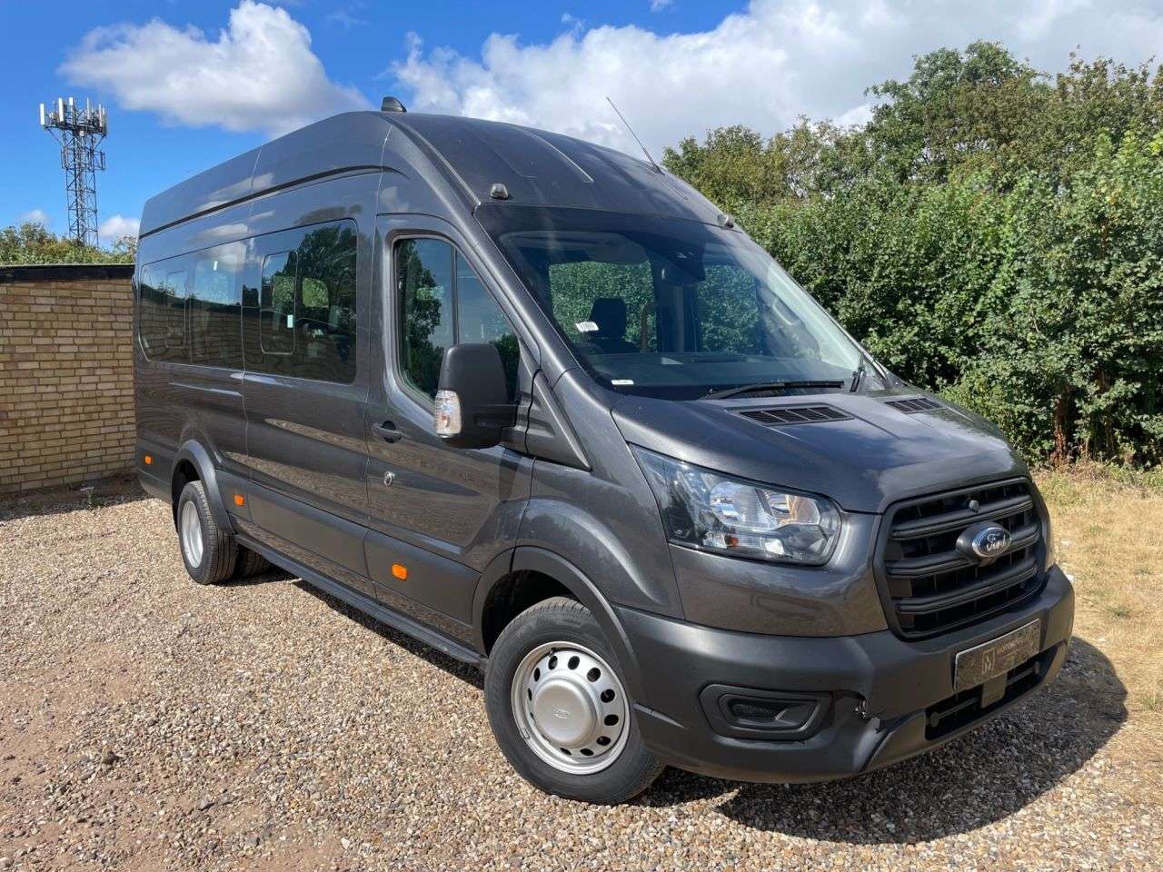 A 2023 FORD TRANSIT 2.0 460 EcoBlue Leader Minibus Double Cab 5dr Diesel Auto RWD L4 H3 Euro 6 A 2023 FORD TRANSIT 2.0 460 EcoBlue Leader Minibus Double Cab 5dr Diesel Auto RWD L4 H3 Euro 6
