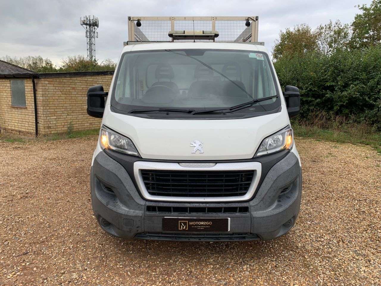 A 2018 PEUGEOT BOXER 2.0 BlueHDi 335 Chassis Cab 2dr Diesel Manual L2 Euro 6 (130 ps) NO VAT-ULE A 2018 PEUGEOT BOXER 2.0 BlueHDi 335 Chassis Cab 2dr Diesel Manual L2 Euro 6 (130 ps) NO VAT-ULE