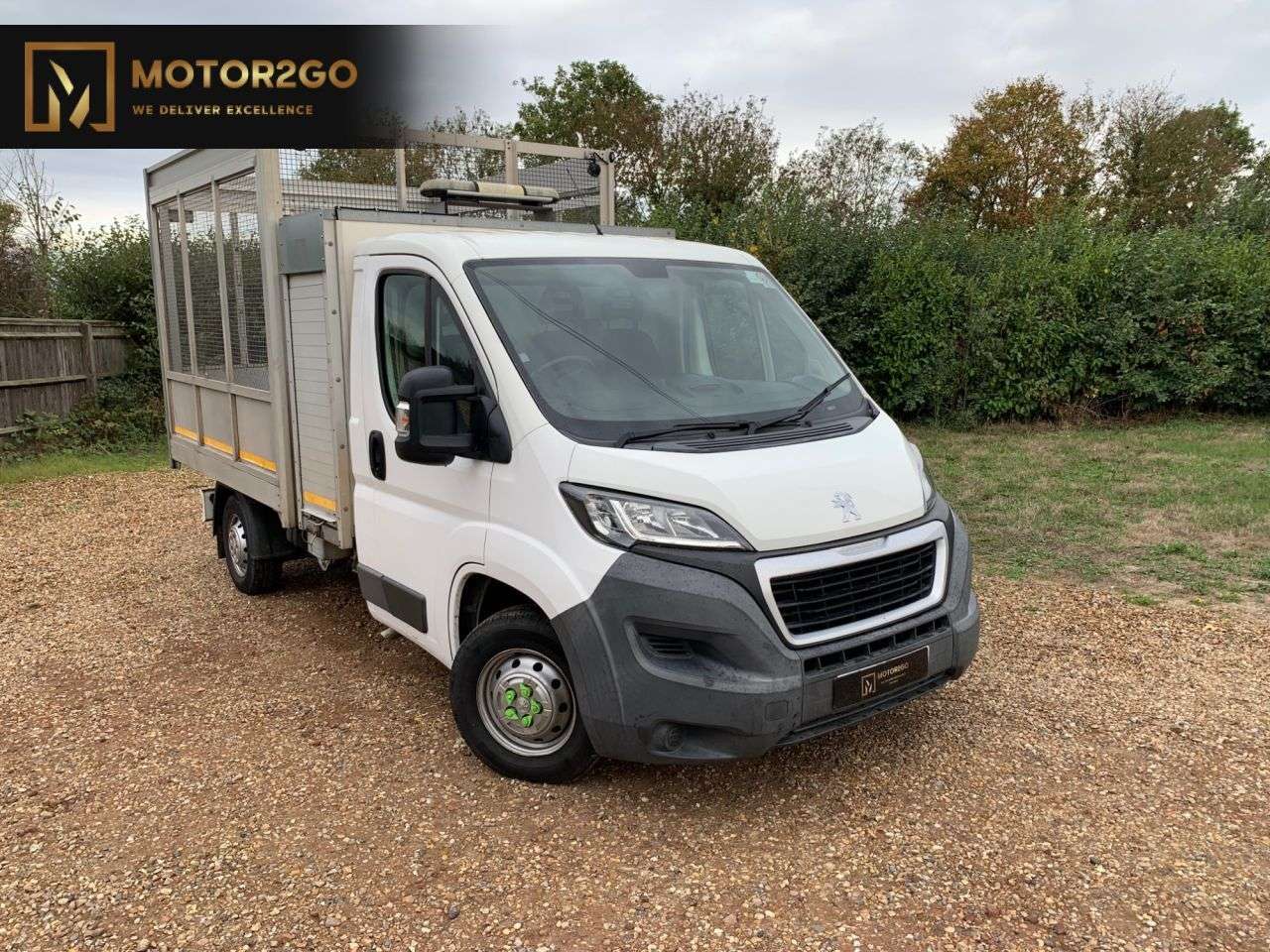 A 2018 PEUGEOT BOXER 2.0 BlueHDi 335 Chassis Cab 2dr Diesel Manual L2 Euro 6 (130 ps) NO VAT-ULE A 2018 PEUGEOT BOXER 2.0 BlueHDi 335 Chassis Cab 2dr Diesel Manual L2 Euro 6 (130 ps) NO VAT-ULE