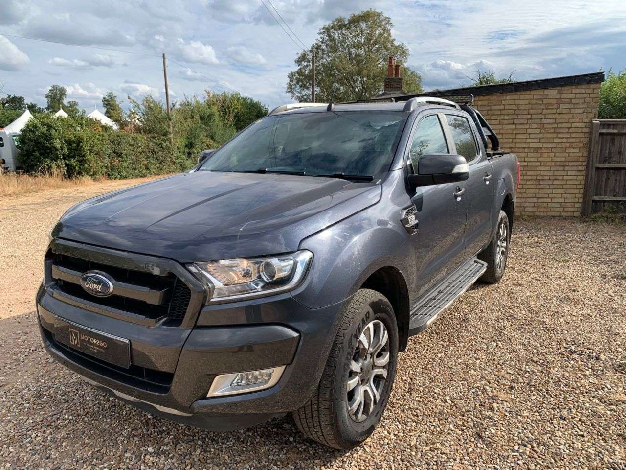 A 2019 FORD RANGER 3.2 TDCi Wildtrak Pickup Double Cab 4dr Diesel Auto 4WD Euro 5 (200 ps) NAV A 2019 FORD RANGER 3.2 TDCi Wildtrak Pickup Double Cab 4dr Diesel Auto 4WD Euro 5 (200 ps) NAV