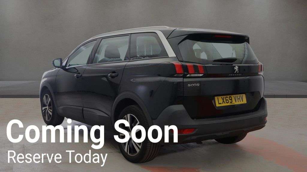 2019 PEUGEOT 5008 2019 PEUGEOT 5008