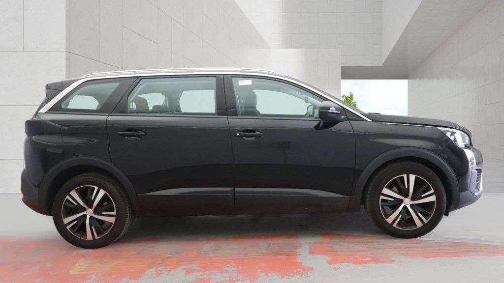 2019 PEUGEOT 5008 2019 PEUGEOT 5008