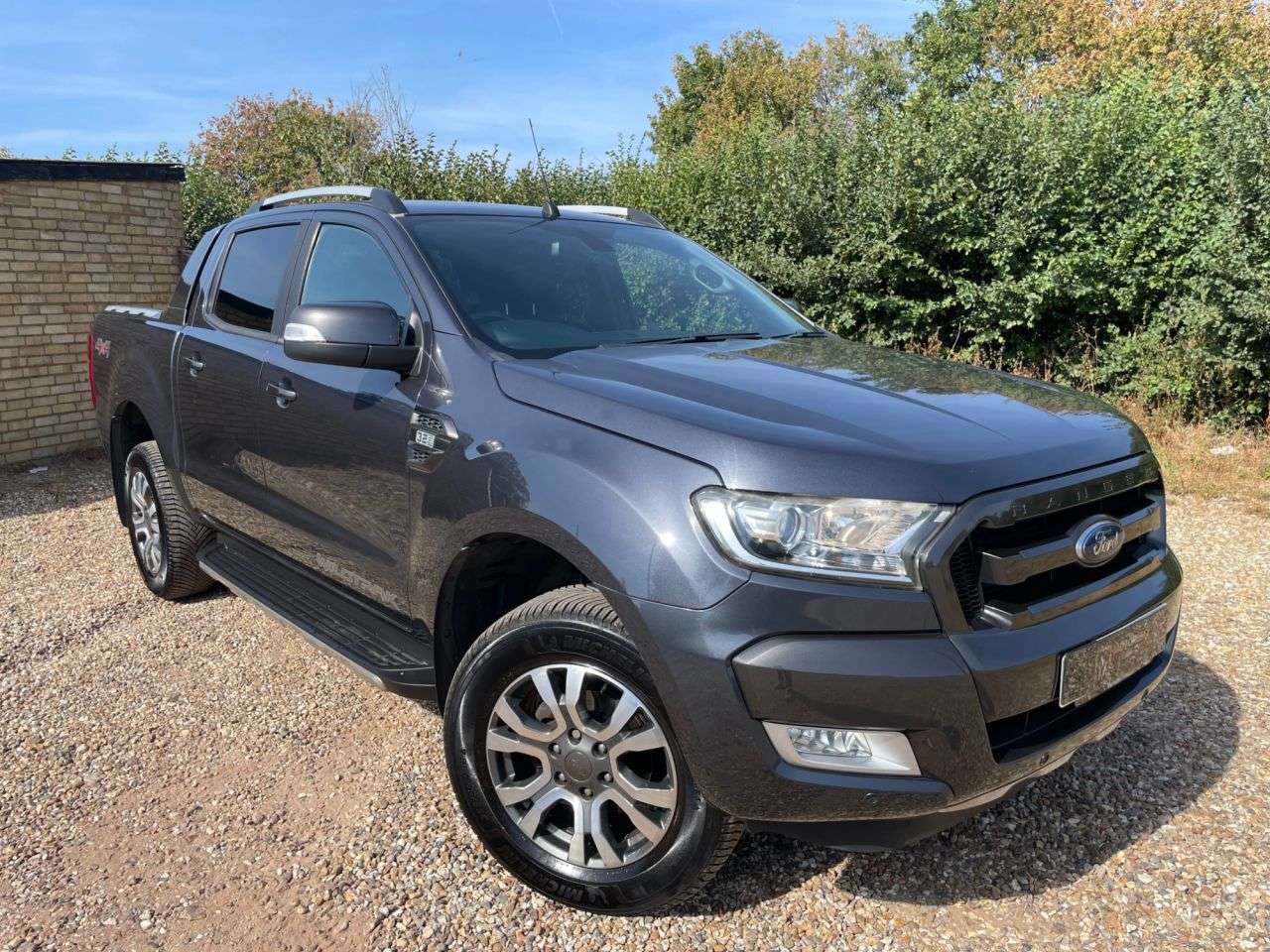 A 2017 FORD RANGER 3.2 TDCi Wildtrak Pickup Double Cab 4dr Diesel Auto 4WD Euro 5 (200 ps) NAV A 2017 FORD RANGER 3.2 TDCi Wildtrak Pickup Double Cab 4dr Diesel Auto 4WD Euro 5 (200 ps) NAV