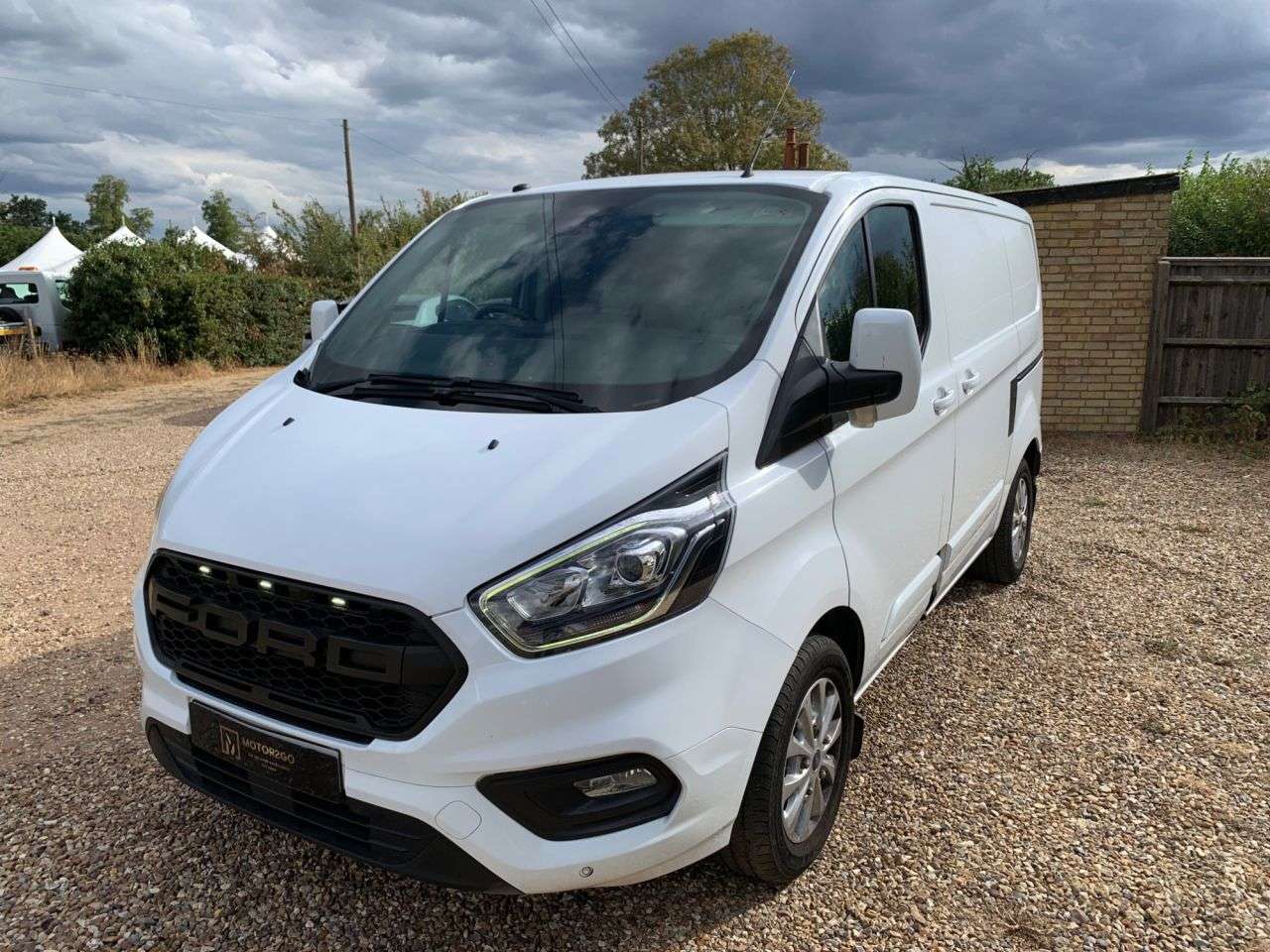A 2019 FORD TRANSIT CUSTOM 2.0 280 EcoBlue Limited Panel Van 5dr Diesel Auto L1 H1 Euro 6 (s/s) (130 p A 2019 FORD TRANSIT CUSTOM 2.0 280 EcoBlue Limited Panel Van 5dr Diesel Auto L1 H1 Euro 6 (s/s) (130 p