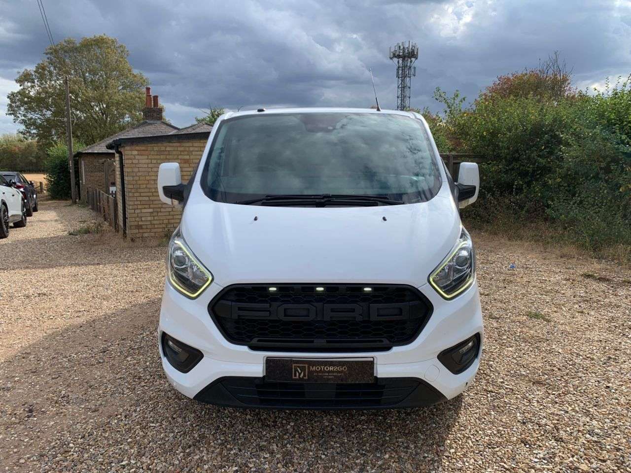 A 2019 FORD TRANSIT CUSTOM 2.0 280 EcoBlue Limited Panel Van 5dr Diesel Auto L1 H1 Euro 6 (s/s) (130 p A 2019 FORD TRANSIT CUSTOM 2.0 280 EcoBlue Limited Panel Van 5dr Diesel Auto L1 H1 Euro 6 (s/s) (130 p