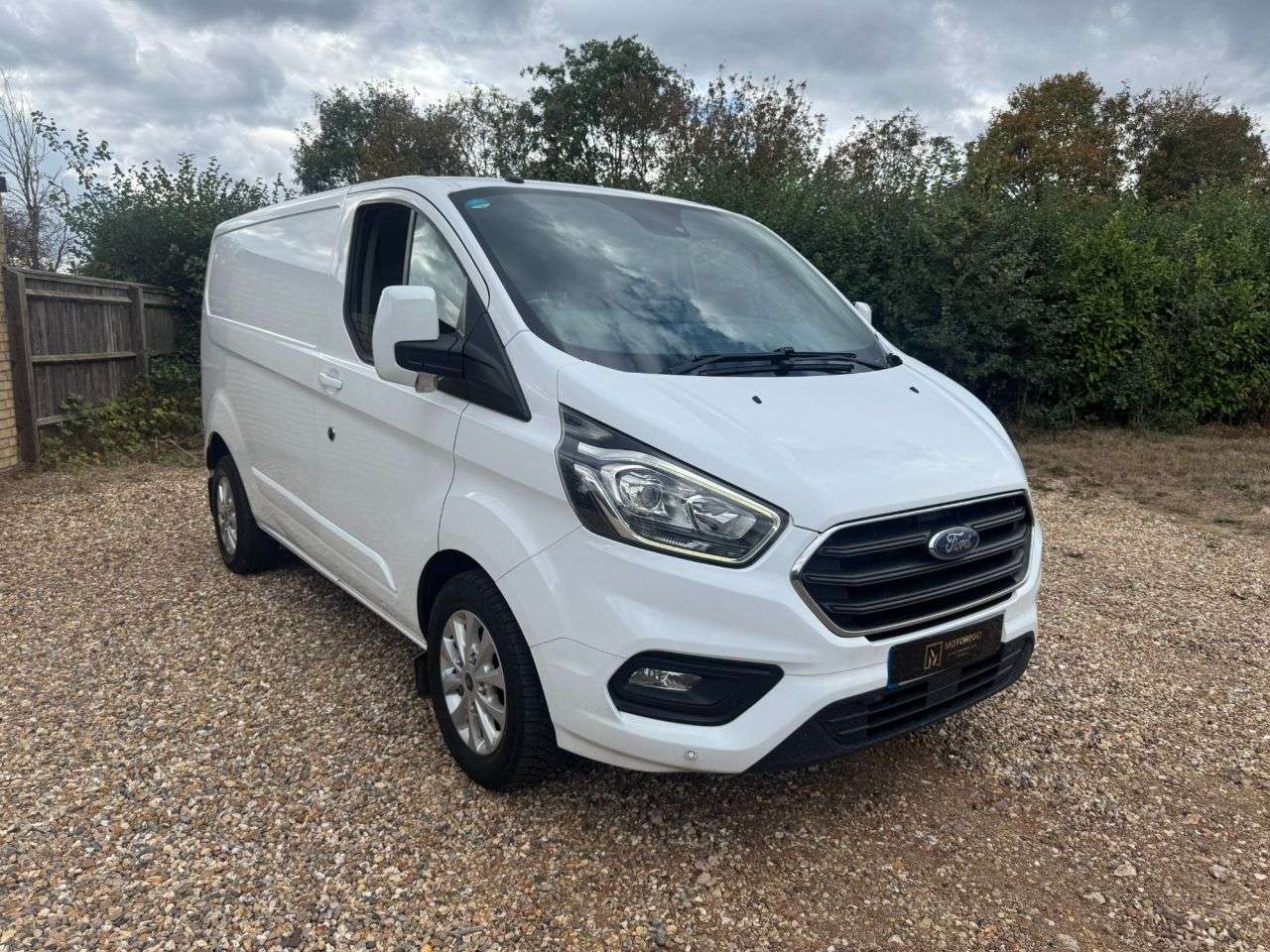 A 2019 FORD TRANSIT CUSTOM 2.0 280 EcoBlue Limited Panel Van 5dr Diesel Manual L1 H1 Euro 6 (130 ps) 1 A 2019 FORD TRANSIT CUSTOM 2.0 280 EcoBlue Limited Panel Van 5dr Diesel Manual L1 H1 Euro 6 (130 ps) 1