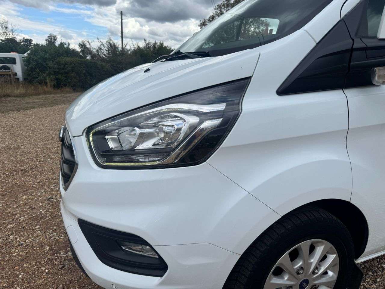 A 2019 FORD TRANSIT CUSTOM 2.0 280 EcoBlue Limited Panel Van 5dr Diesel Manual L1 H1 Euro 6 (130 ps) 1 A 2019 FORD TRANSIT CUSTOM 2.0 280 EcoBlue Limited Panel Van 5dr Diesel Manual L1 H1 Euro 6 (130 ps) 1