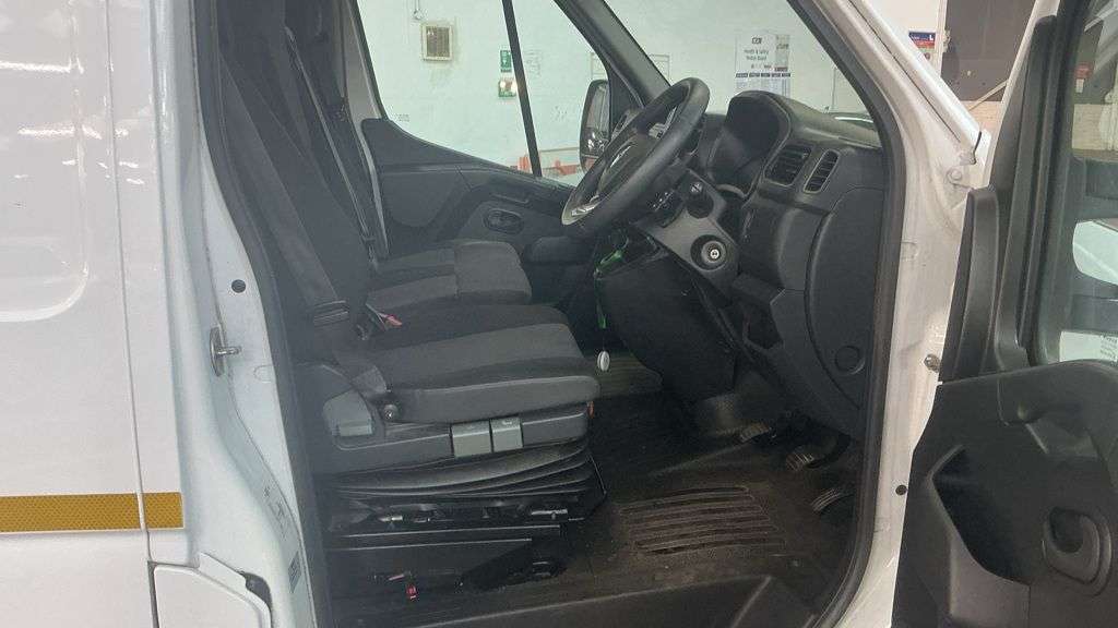 2022 RENAULT MASTER 2022 RENAULT MASTER