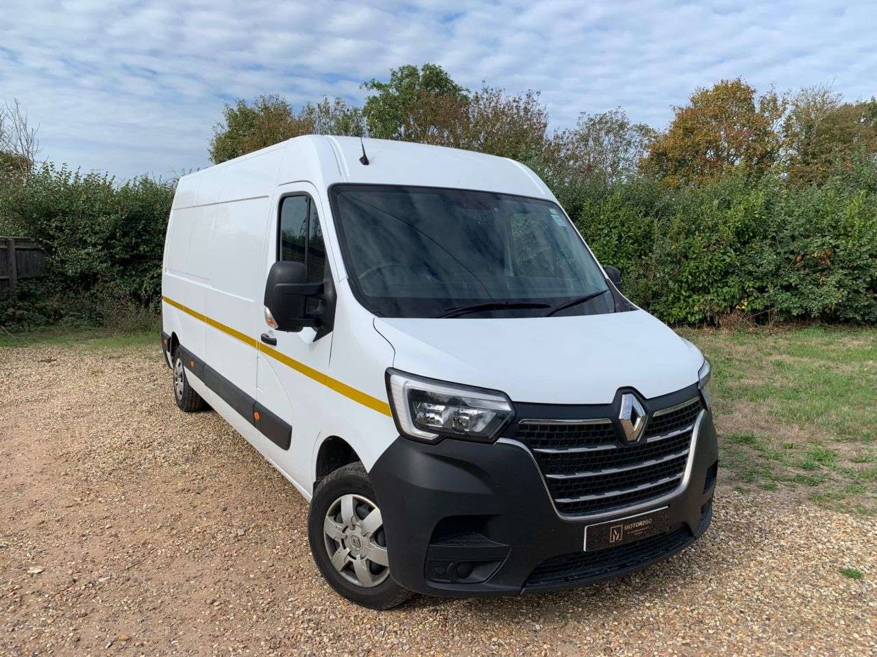 A 2022 RENAULT MASTER 2.3 dCi 35 Business+ Panel Van 4dr Diesel Manual FWD LWB Medium Roof Euro 6 A 2022 RENAULT MASTER 2.3 dCi 35 Business+ Panel Van 4dr Diesel Manual FWD LWB Medium Roof Euro 6