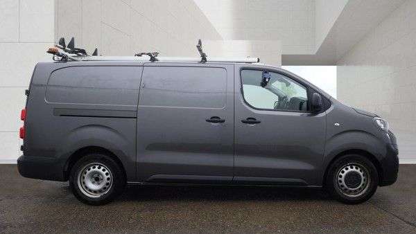A 2023 PEUGEOT EXPERT 2.0 BlueHDi 1400 Professional Premium Long Panel Van 6dr Diesel Manual LWB A 2023 PEUGEOT EXPERT 2.0 BlueHDi 1400 Professional Premium Long Panel Van 6dr Diesel Manual LWB