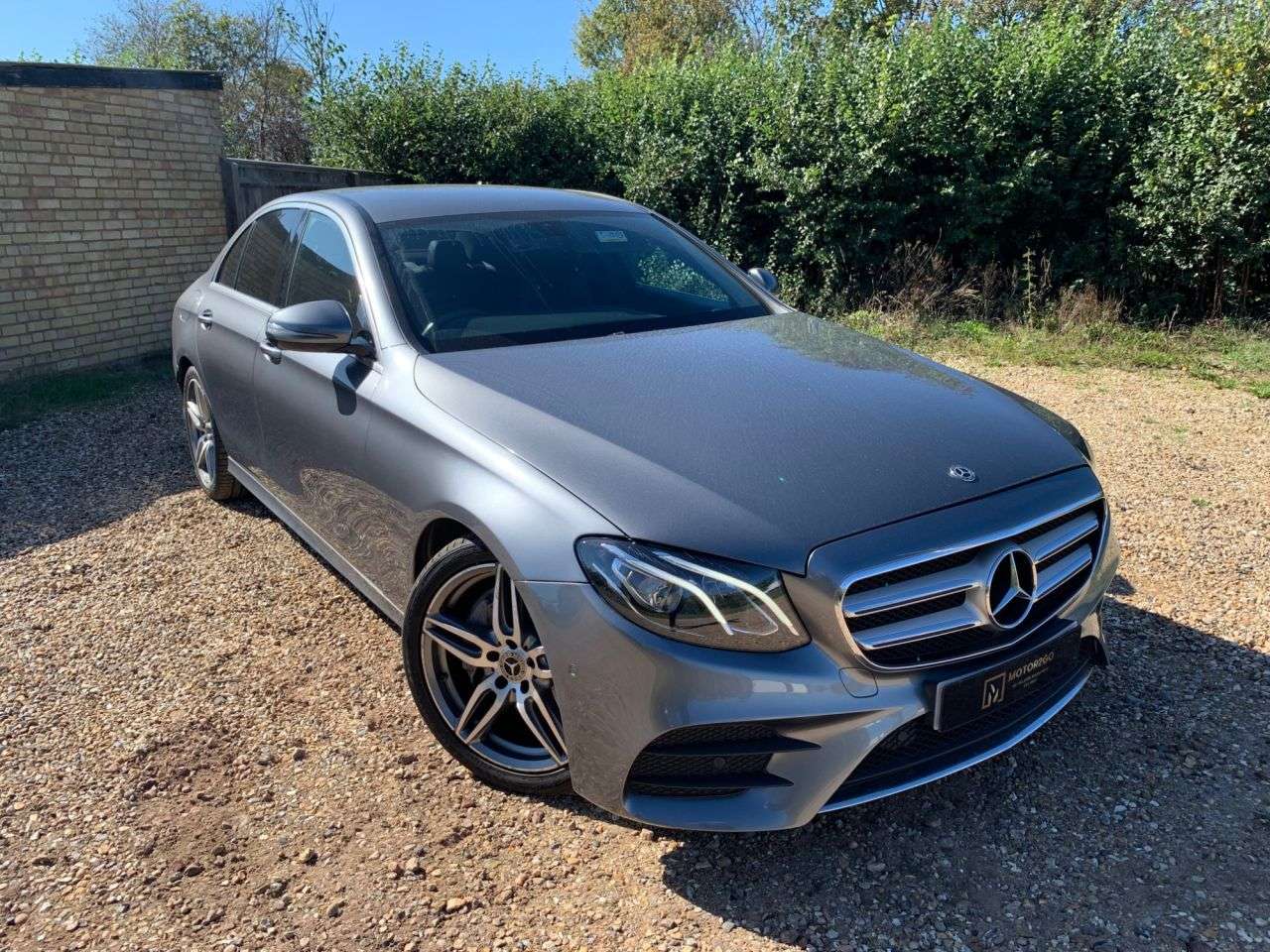 A 2018 MERCEDES-BENZ E CLASS 2.0 E220d AMG Line Saloon 4dr Diesel G-Tronic+ Euro 6 (s/s) (194 ps) IMMACU A 2018 MERCEDES-BENZ E CLASS 2.0 E220d AMG Line Saloon 4dr Diesel G-Tronic+ Euro 6 (s/s) (194 ps) IMMACU