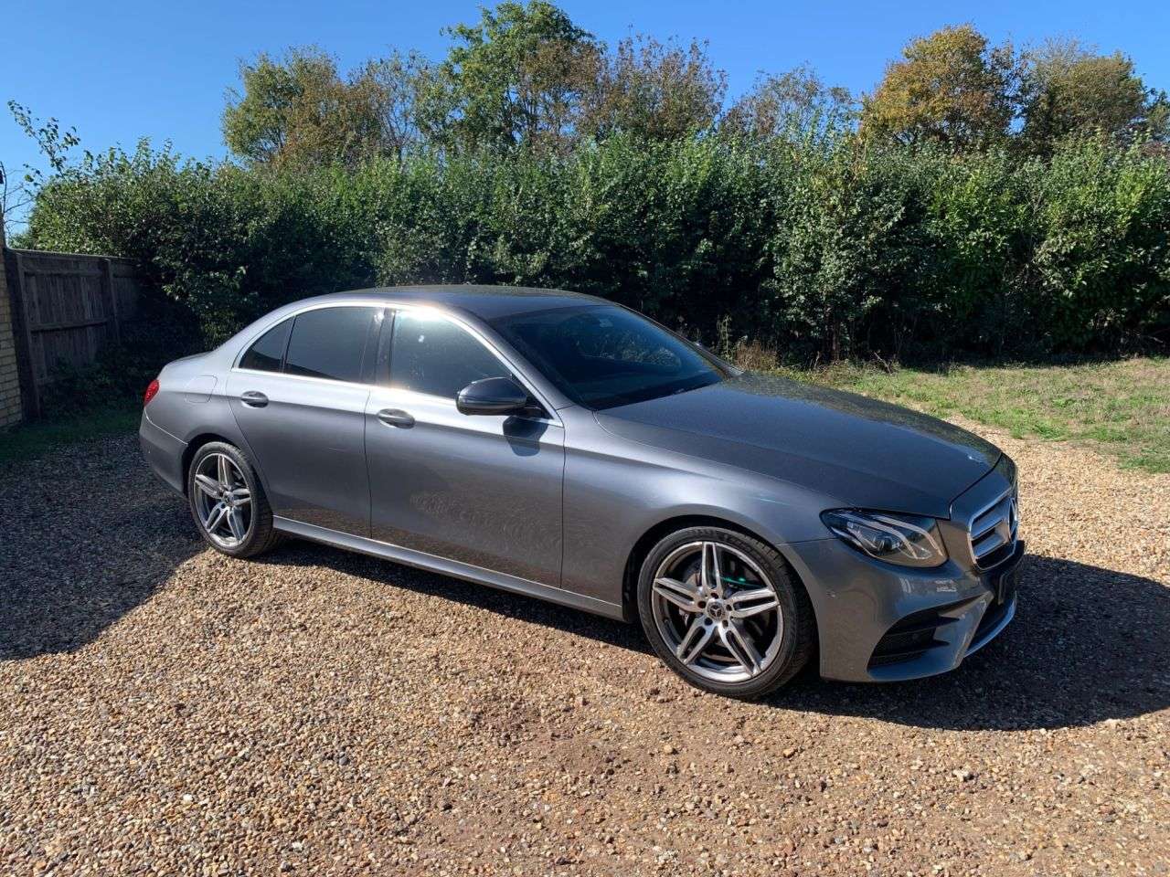 A 2018 MERCEDES-BENZ E CLASS 2.0 E220d AMG Line Saloon 4dr Diesel G-Tronic+ Euro 6 (s/s) (194 ps) IMMACU A 2018 MERCEDES-BENZ E CLASS 2.0 E220d AMG Line Saloon 4dr Diesel G-Tronic+ Euro 6 (s/s) (194 ps) IMMACU