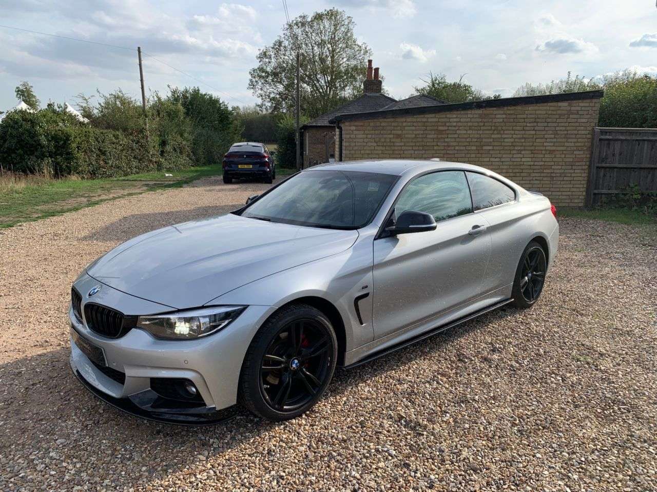 A 2019 BMW 4 SERIES 2.0 420i GPF M Sport Coupe 2dr Petrol Manual Euro 6 (s/s) (184 ps) PETROL-M A 2019 BMW 4 SERIES 2.0 420i GPF M Sport Coupe 2dr Petrol Manual Euro 6 (s/s) (184 ps) PETROL-M