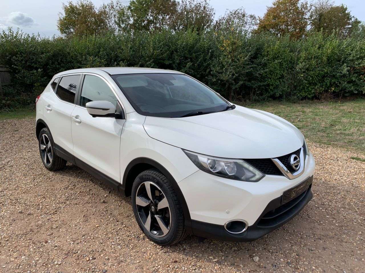 A 2014 NISSAN QASHQAI 1.2 DIG-T n-tec SUV 5dr Petrol Manual 2WD Euro 5 (s/s) (115 ps) EURO 6- PET A 2014 NISSAN QASHQAI 1.2 DIG-T n-tec SUV 5dr Petrol Manual 2WD Euro 5 (s/s) (115 ps) EURO 6- PET