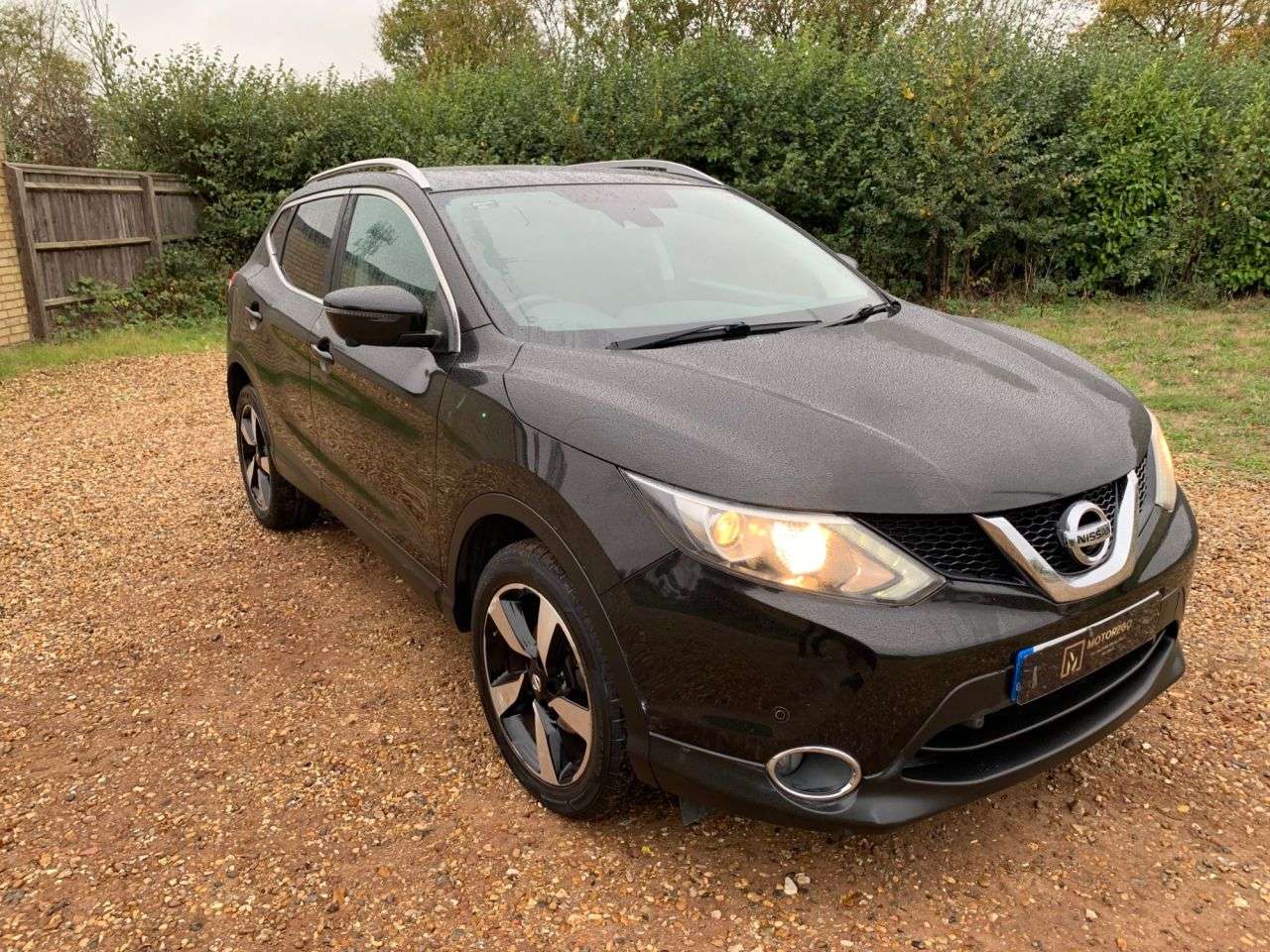 A 2016 NISSAN QASHQAI 1.2 DIG-T N-Connecta SUV 5dr Petrol Manual 2WD Euro 6 (s/s) (115 ps) A 2016 NISSAN QASHQAI 1.2 DIG-T N-Connecta SUV 5dr Petrol Manual 2WD Euro 6 (s/s) (115 ps)