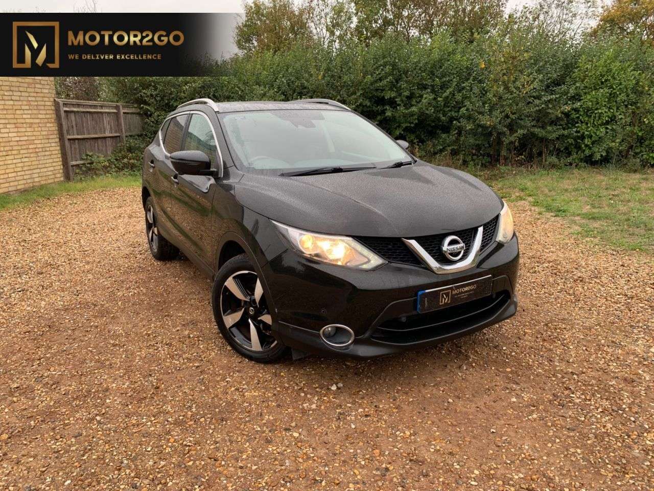 A 2016 NISSAN QASHQAI 1.2 DIG-T N-Connecta SUV 5dr Petrol Manual 2WD Euro 6 (s/s) (115 ps) A 2016 NISSAN QASHQAI 1.2 DIG-T N-Connecta SUV 5dr Petrol Manual 2WD Euro 6 (s/s) (115 ps)