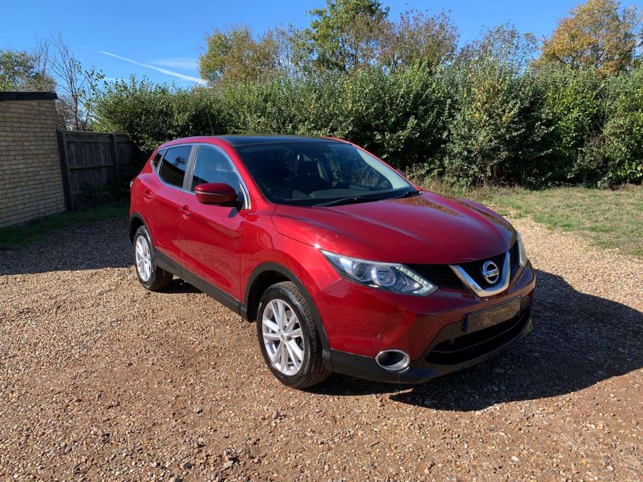 A 2014 NISSAN QASHQAI 1.2 DIG-T Acenta Premium SUV 5dr Petrol Manual 2WD Euro 5 (s/s) (115 ps) EU A 2014 NISSAN QASHQAI 1.2 DIG-T Acenta Premium SUV 5dr Petrol Manual 2WD Euro 5 (s/s) (115 ps) EU