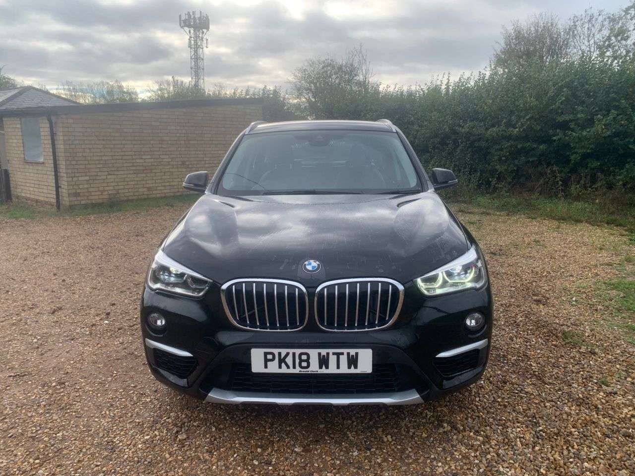 A 2018 BMW X1 2.0 20i xLine SUV 5dr Petrol Auto xDrive Euro 6 (s/s) (192 ps) HEATED SEATS A 2018 BMW X1 2.0 20i xLine SUV 5dr Petrol Auto xDrive Euro 6 (s/s) (192 ps) HEATED SEATS