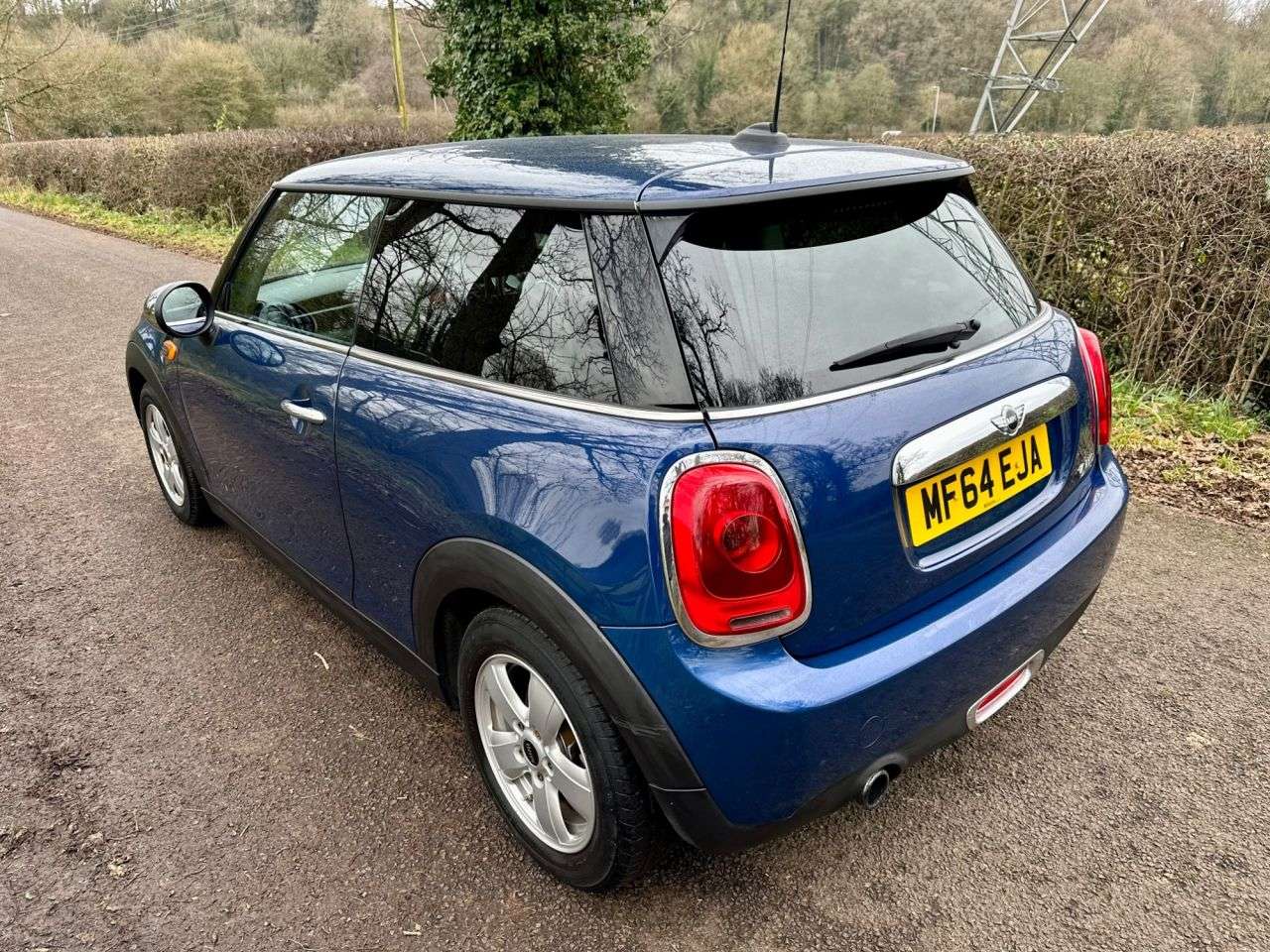 A 2014 MINI MINI ONE A 2014 MINI MINI ONE