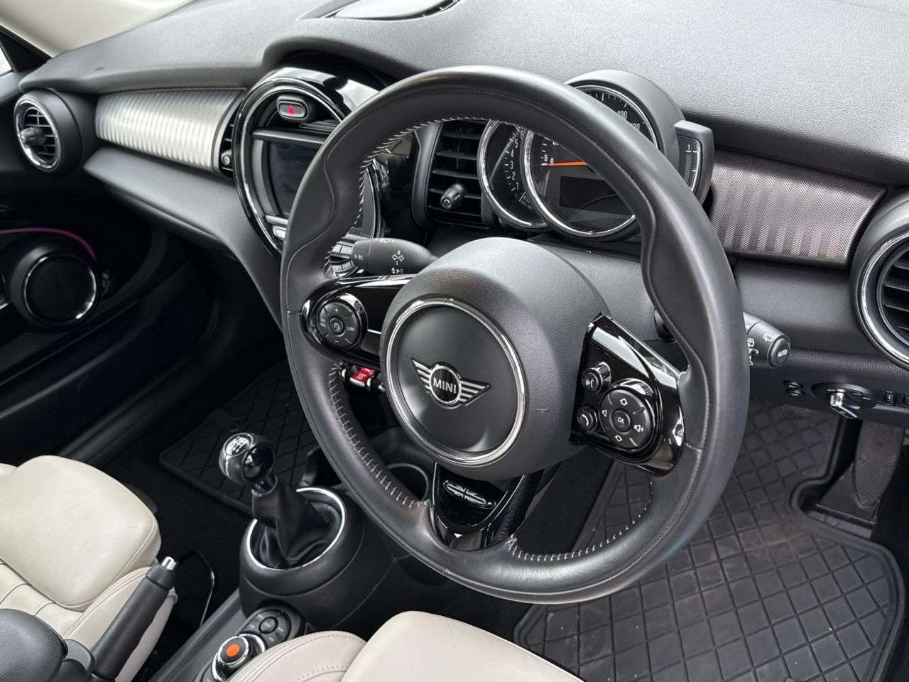 2019 MINI HATCH 2019 MINI HATCH