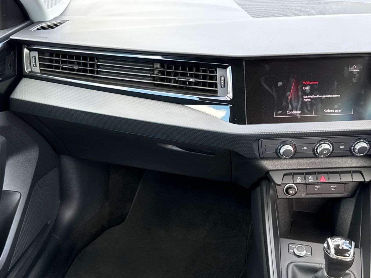 2021 AUDI A1 2021 AUDI A1