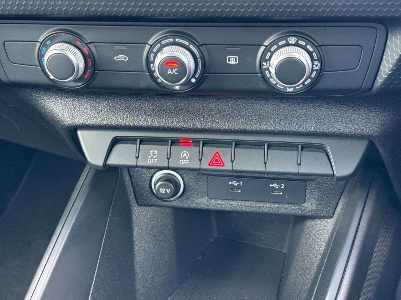 2021 AUDI A1 2021 AUDI A1