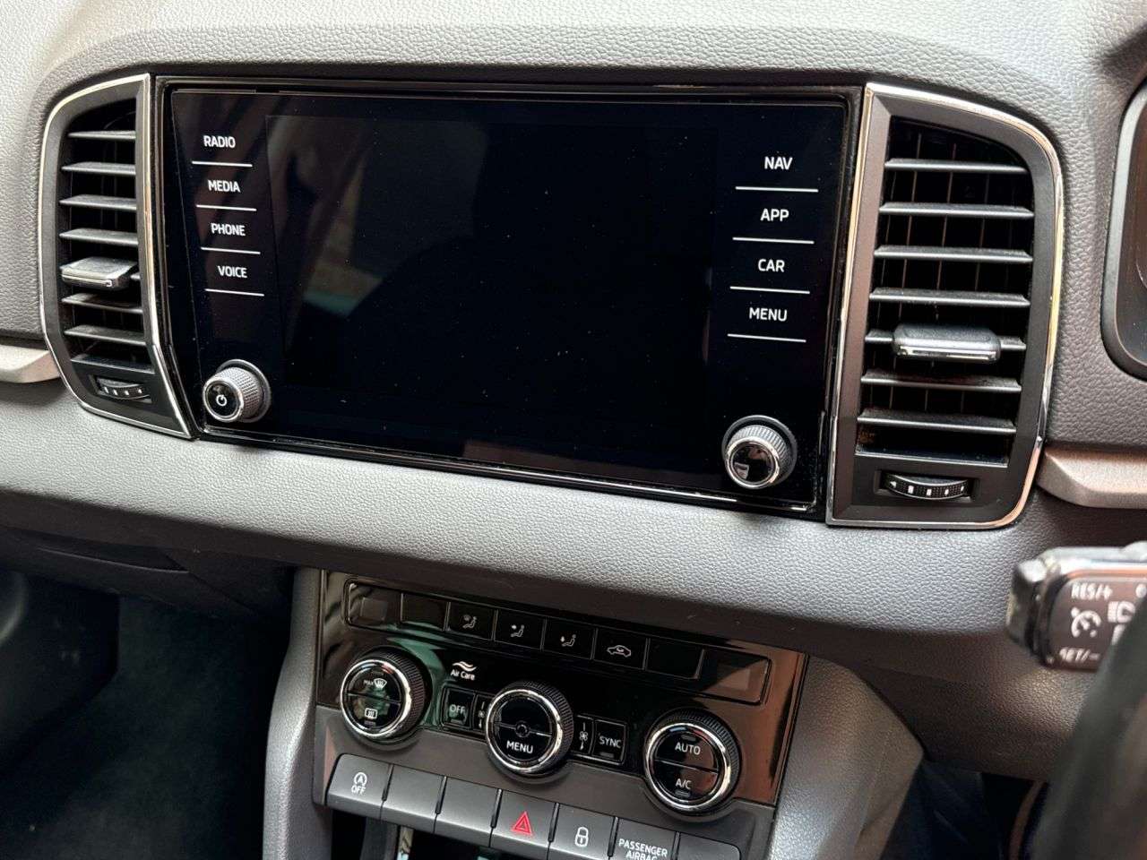 2018 SKODA KAROQ 2018 SKODA KAROQ