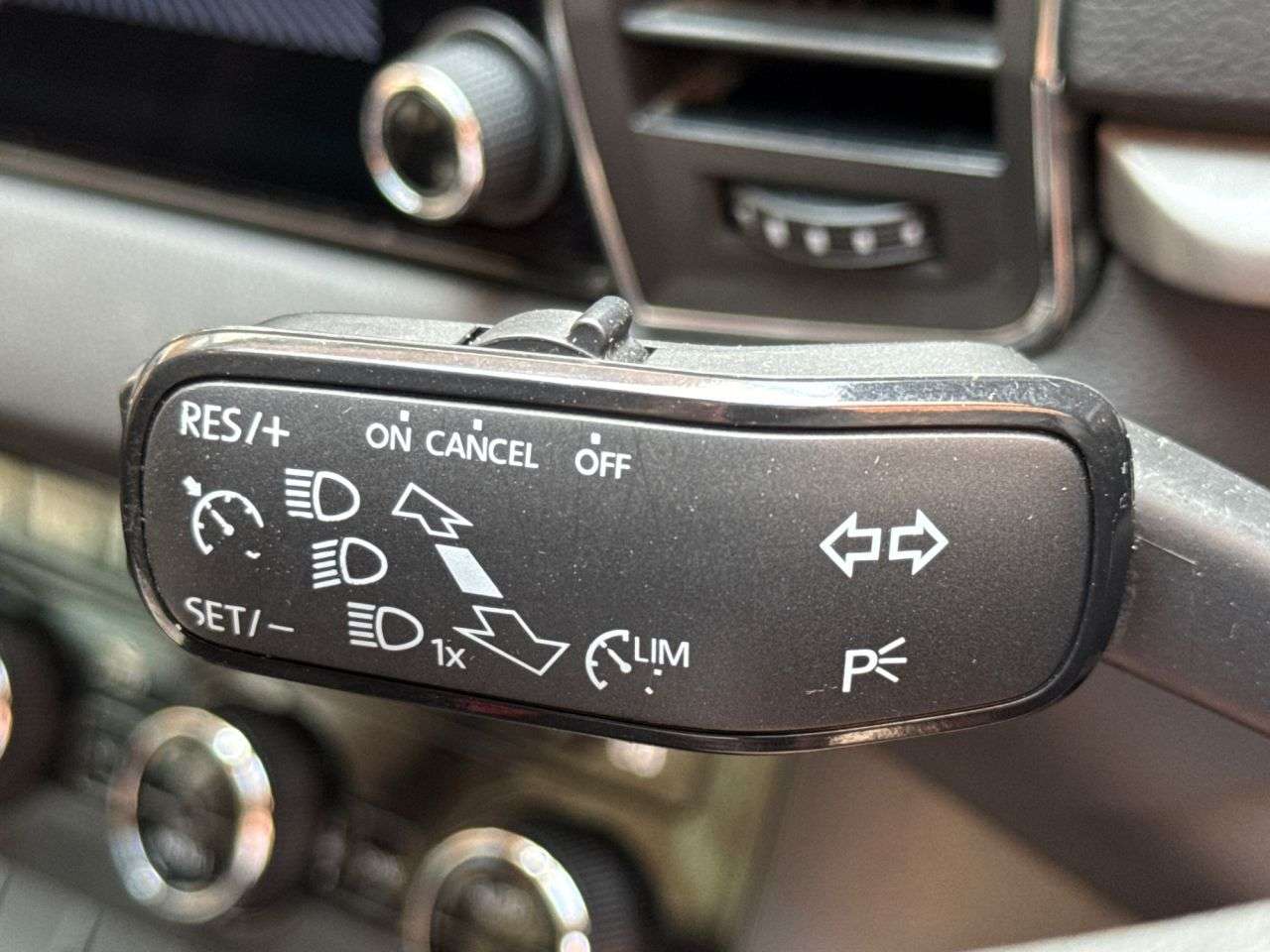 2018 SKODA KAROQ 2018 SKODA KAROQ