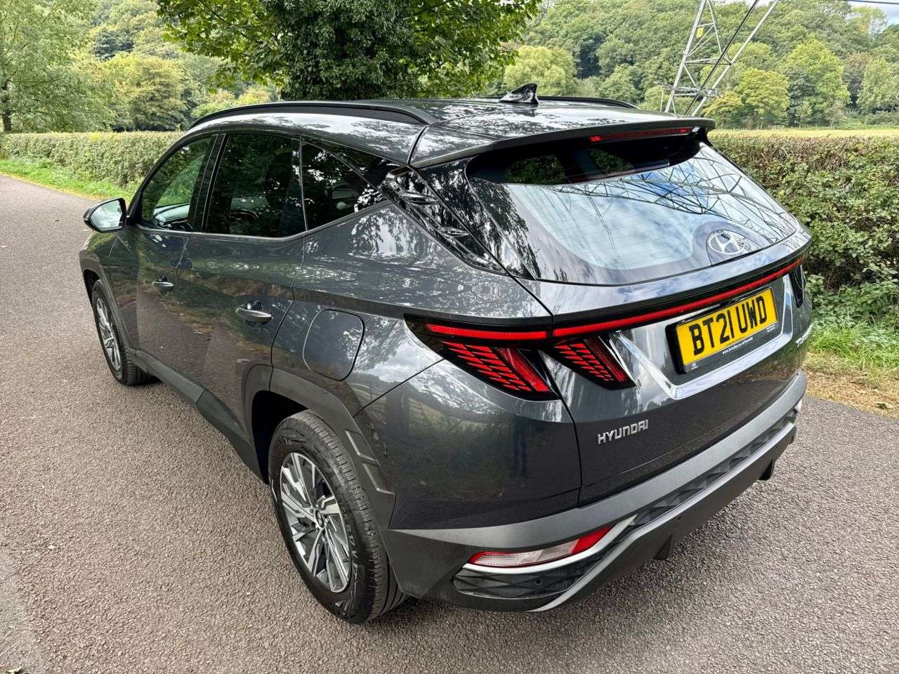 A 2021 HYUNDAI TUCSON 1.6 T-GDi SE Connect SUV 5dr Petrol Manual Euro 6 (s/s) (150 ps) + SERVICE A 2021 HYUNDAI TUCSON 1.6 T-GDi SE Connect SUV 5dr Petrol Manual Euro 6 (s/s) (150 ps) + SERVICE