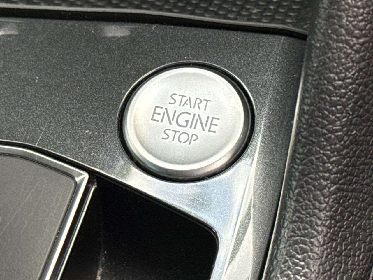 2019 VOLKSWAGEN TIGUAN 2019 VOLKSWAGEN TIGUAN