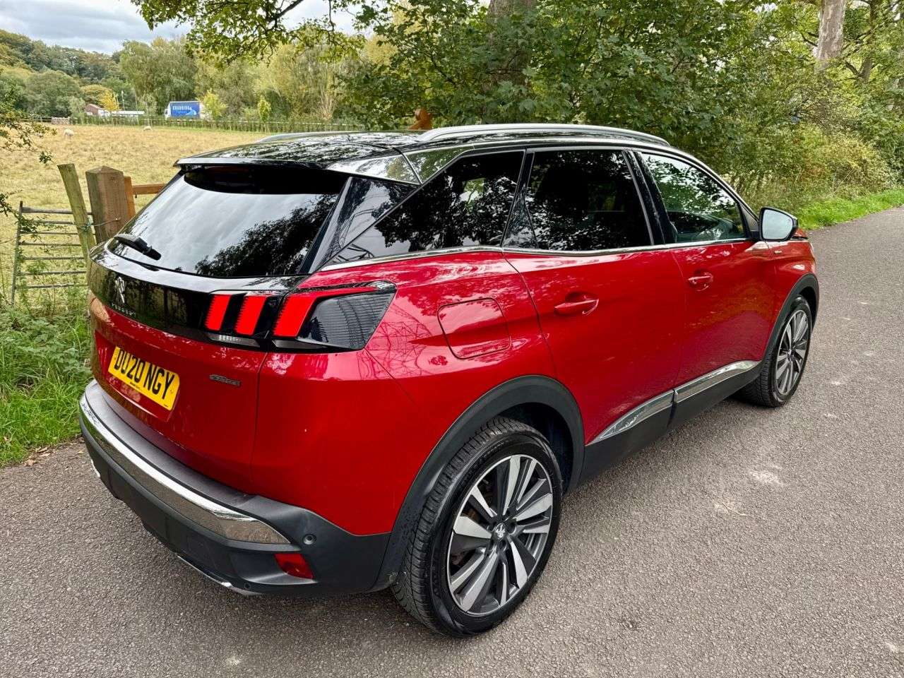 2020 PEUGEOT 3008 2020 PEUGEOT 3008