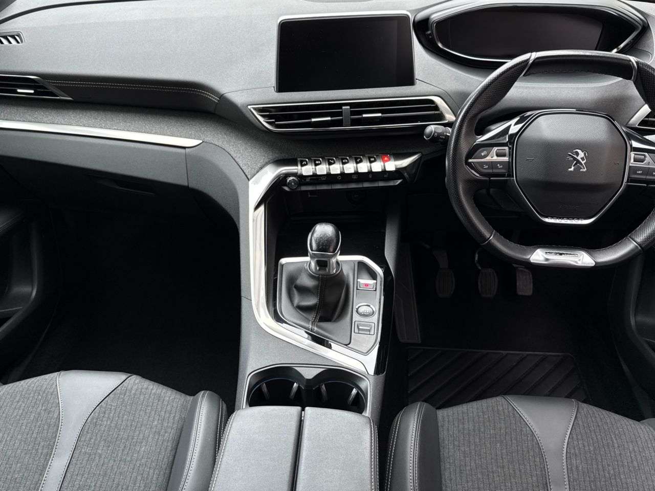 2020 PEUGEOT 3008 2020 PEUGEOT 3008