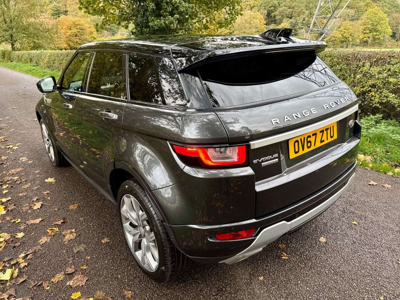A 2017 LAND ROVER RANGE ROVER EVOQUE 2.0 Si4 Autobiography SUV 5dr Petrol Automatic 4WD Euro 6 (s/s) (290 bhp) + A 2017 LAND ROVER RANGE ROVER EVOQUE 2.0 Si4 Autobiography SUV 5dr Petrol Automatic 4WD Euro 6 (s/s) (290 bhp) +