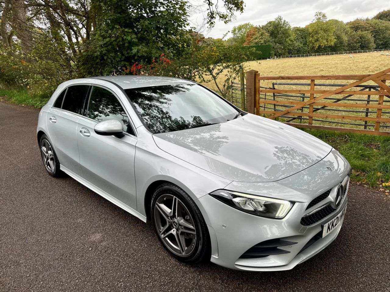 A 2021 MERCEDES-BENZ A-CLASS 2.0 A200d AMG Line (Premium 2) Hatchback 5dr Diesel 8G-DCT Euro 6 (s/s) (15 A 2021 MERCEDES-BENZ A-CLASS 2.0 A200d AMG Line (Premium 2) Hatchback 5dr Diesel 8G-DCT Euro 6 (s/s) (15