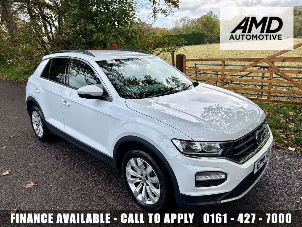 A 2019 VOLKSWAGEN T-ROC 2.0 TDI SE SUV 5dr Diesel Manual Euro 6 (s/s) (150 ps) + SERVICE HISTORY + A 2019 VOLKSWAGEN T-ROC 2.0 TDI SE SUV 5dr Diesel Manual Euro 6 (s/s) (150 ps) + SERVICE HISTORY +