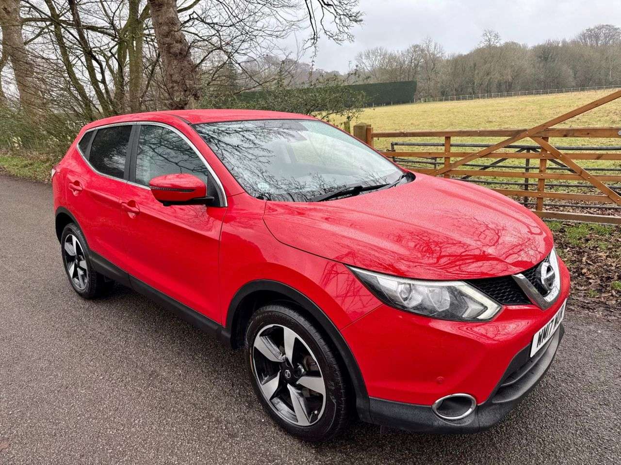 A 2017 NISSAN QASHQAI 1.6 dCi N-Connecta SUV 5dr Diesel Manual 4WD Euro 6 (s/s) (130 ps) + SERVIC A 2017 NISSAN QASHQAI 1.6 dCi N-Connecta SUV 5dr Diesel Manual 4WD Euro 6 (s/s) (130 ps) + SERVIC