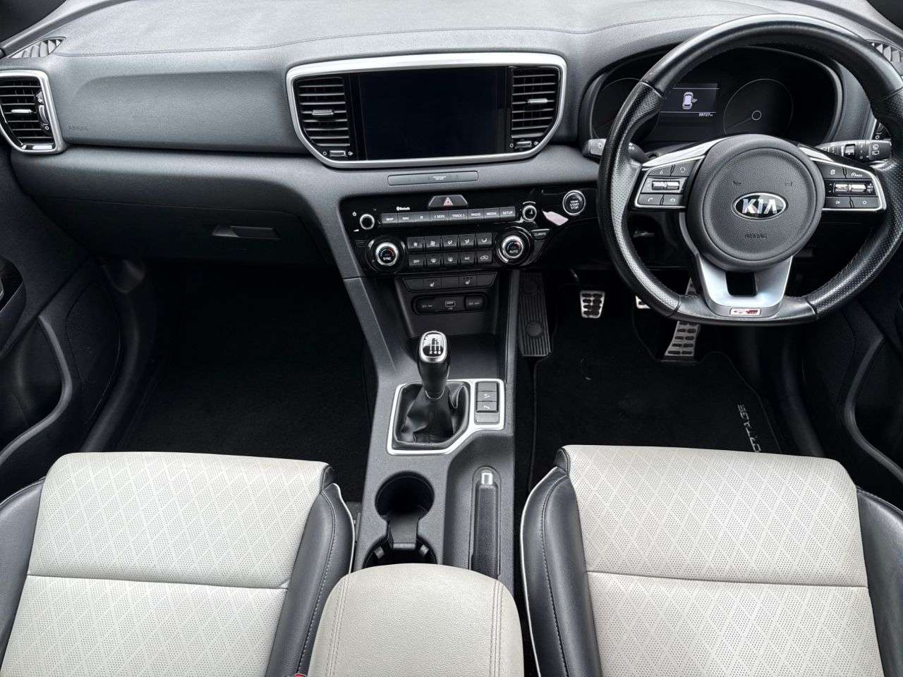 2021 KIA SPORTAGE 2021 KIA SPORTAGE