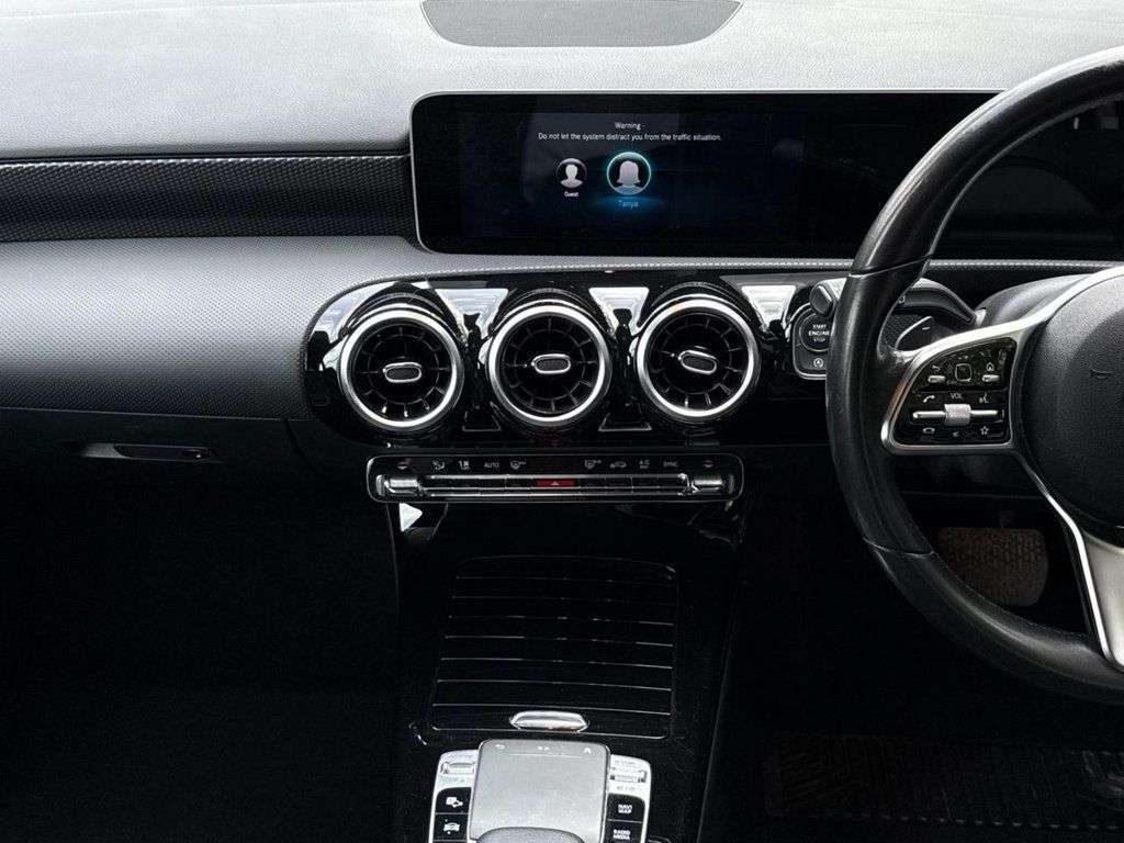 2018 MERCEDES-BENZ A-CLASS 2018 MERCEDES-BENZ A-CLASS