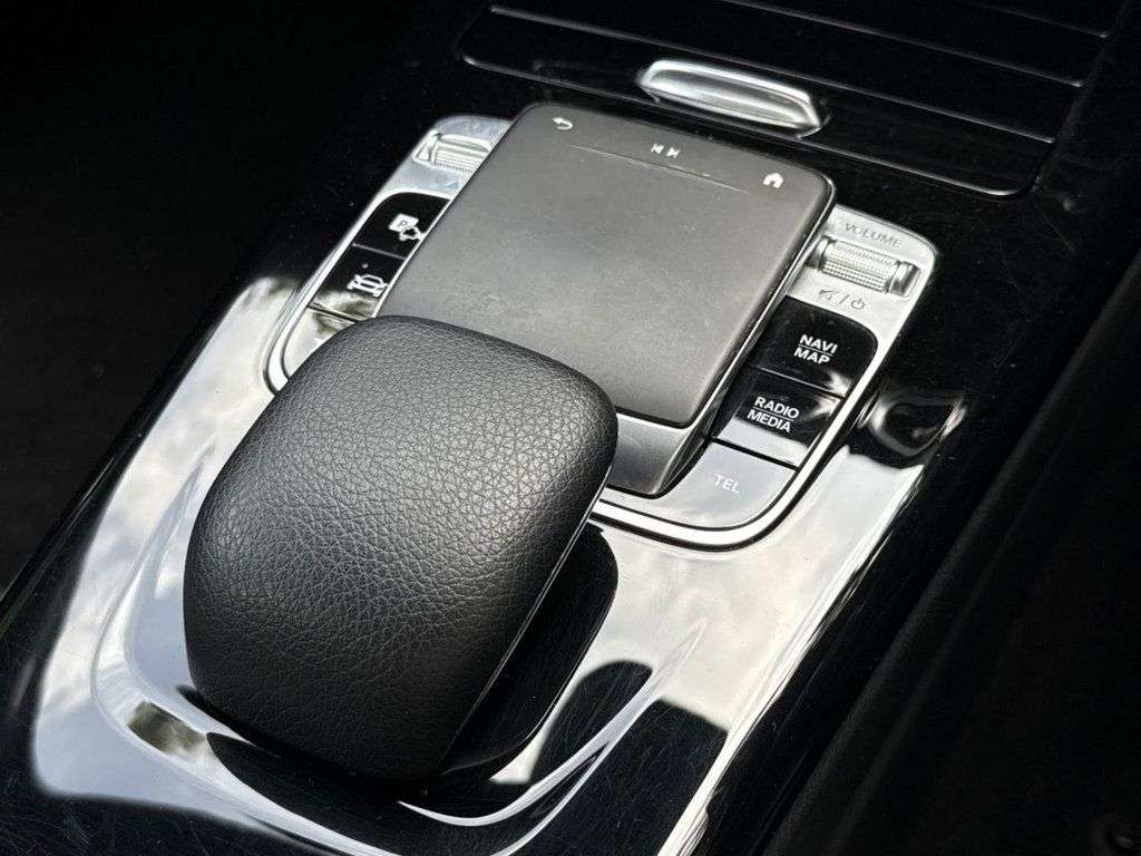 2018 MERCEDES-BENZ A-CLASS 2018 MERCEDES-BENZ A-CLASS