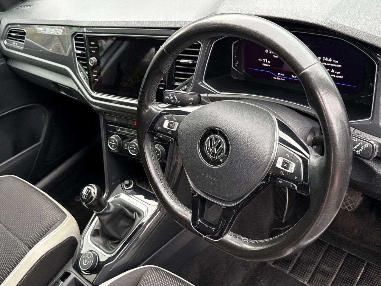 2018 VOLKSWAGEN T-ROC 2018 VOLKSWAGEN T-ROC