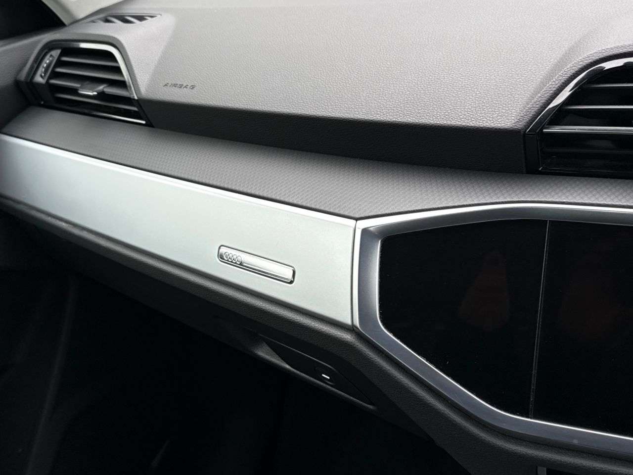 2019 AUDI Q3 2019 AUDI Q3