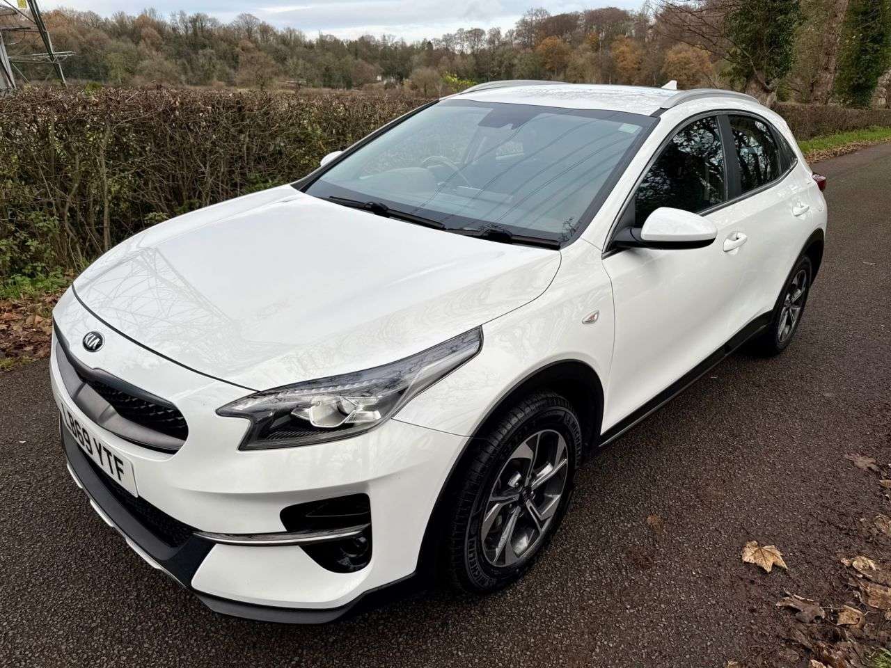 A 2020 KIA XCEED 1.0 T-GDi 2 SUV 5dr Petrol Manual Euro 6 (s/s) (118 bhp) + SERVICE HISTORY A 2020 KIA XCEED 1.0 T-GDi 2 SUV 5dr Petrol Manual Euro 6 (s/s) (118 bhp) + SERVICE HISTORY