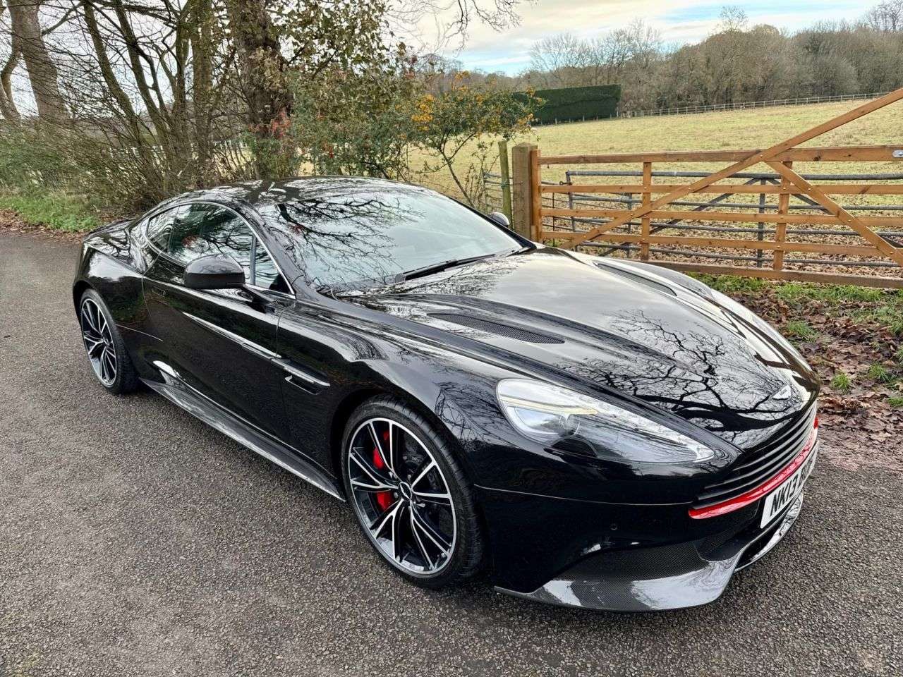 2013 ASTON MARTIN VANQUISH 2013 ASTON MARTIN VANQUISH