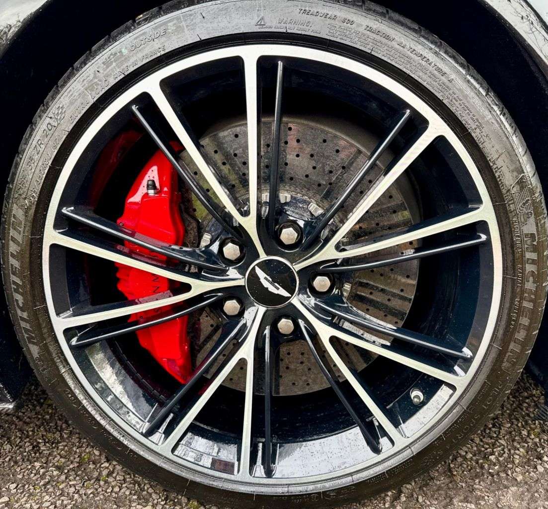 2013 ASTON MARTIN VANQUISH 2013 ASTON MARTIN VANQUISH