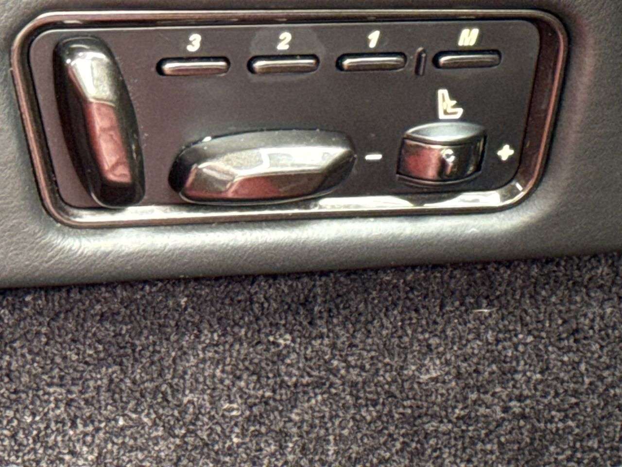 2013 ASTON MARTIN VANQUISH 2013 ASTON MARTIN VANQUISH