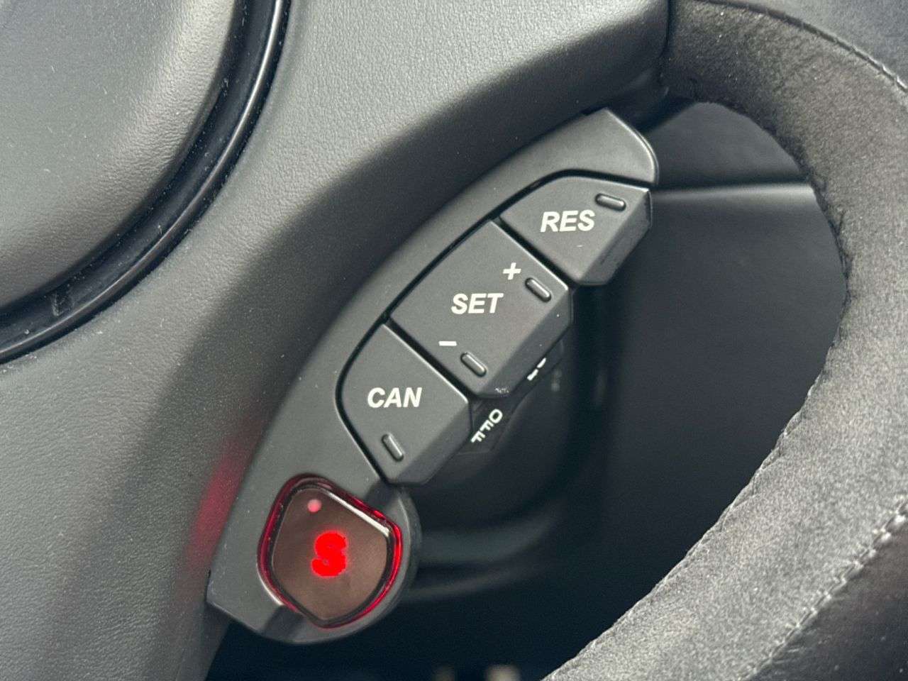 2013 ASTON MARTIN VANQUISH 2013 ASTON MARTIN VANQUISH