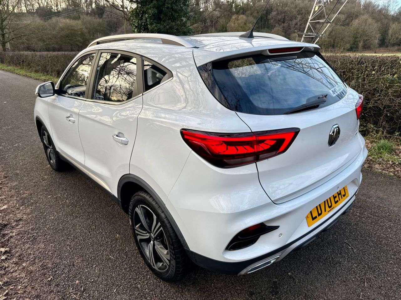 A 2020 MG MG ZS 1.0 T-GDI Excite SUV 5dr Petrol Automatic Euro 6 (111 ps) + SERVICE HISTORY A 2020 MG MG ZS 1.0 T-GDI Excite SUV 5dr Petrol Automatic Euro 6 (111 ps) + SERVICE HISTORY