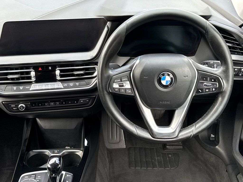 2021 BMW 1 SERIES 2021 BMW 1 SERIES