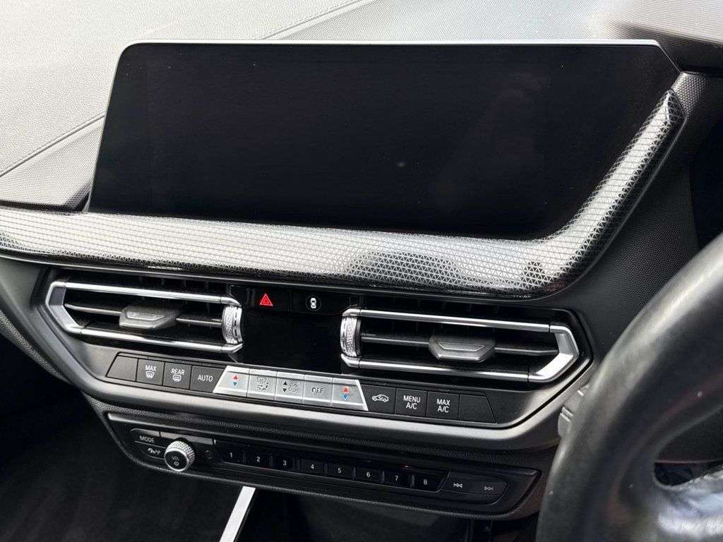 2021 BMW 1 SERIES 2021 BMW 1 SERIES